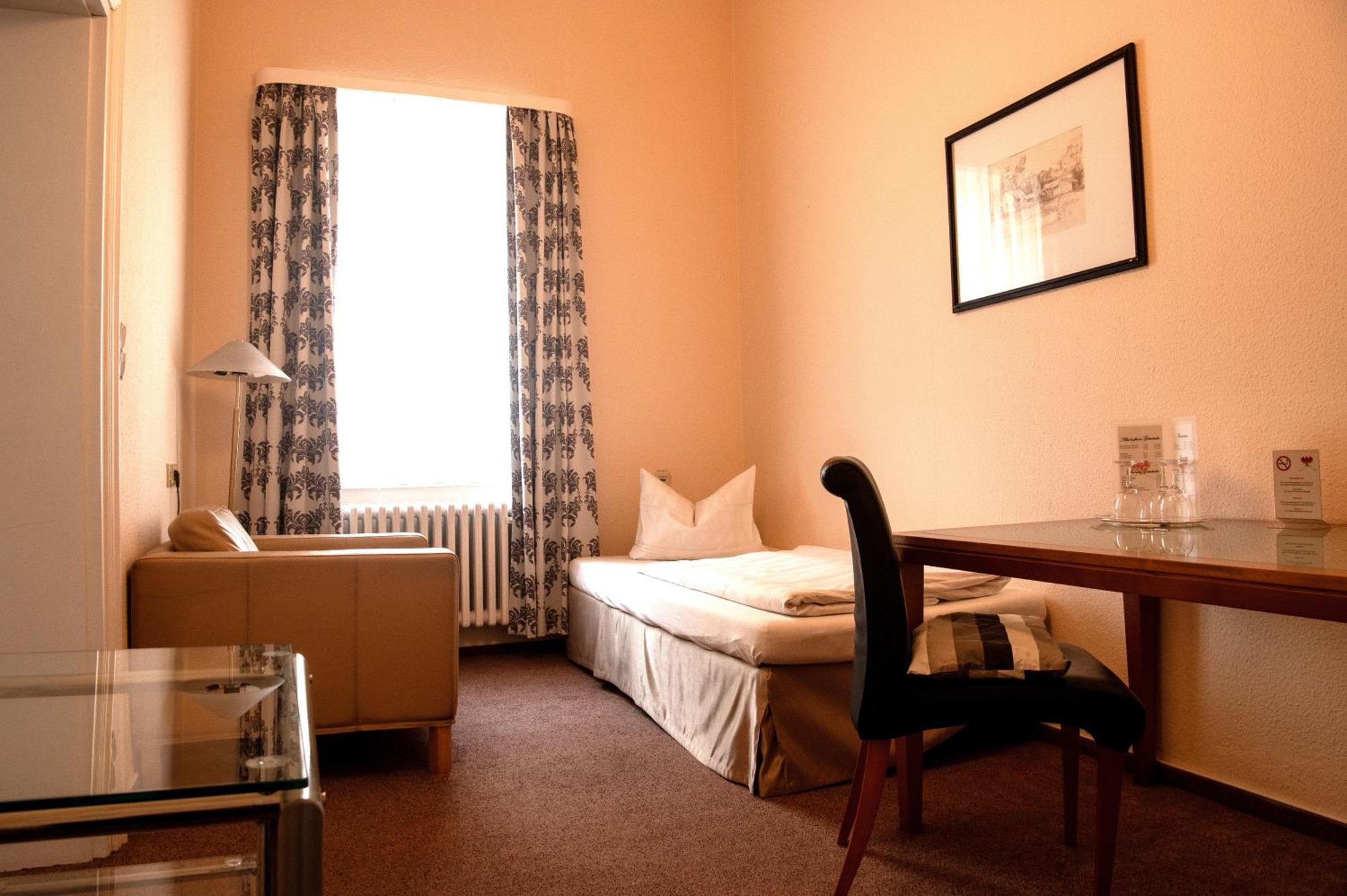 Hotel Palais Am Kleistpark à Frankfurt  Chambre photo