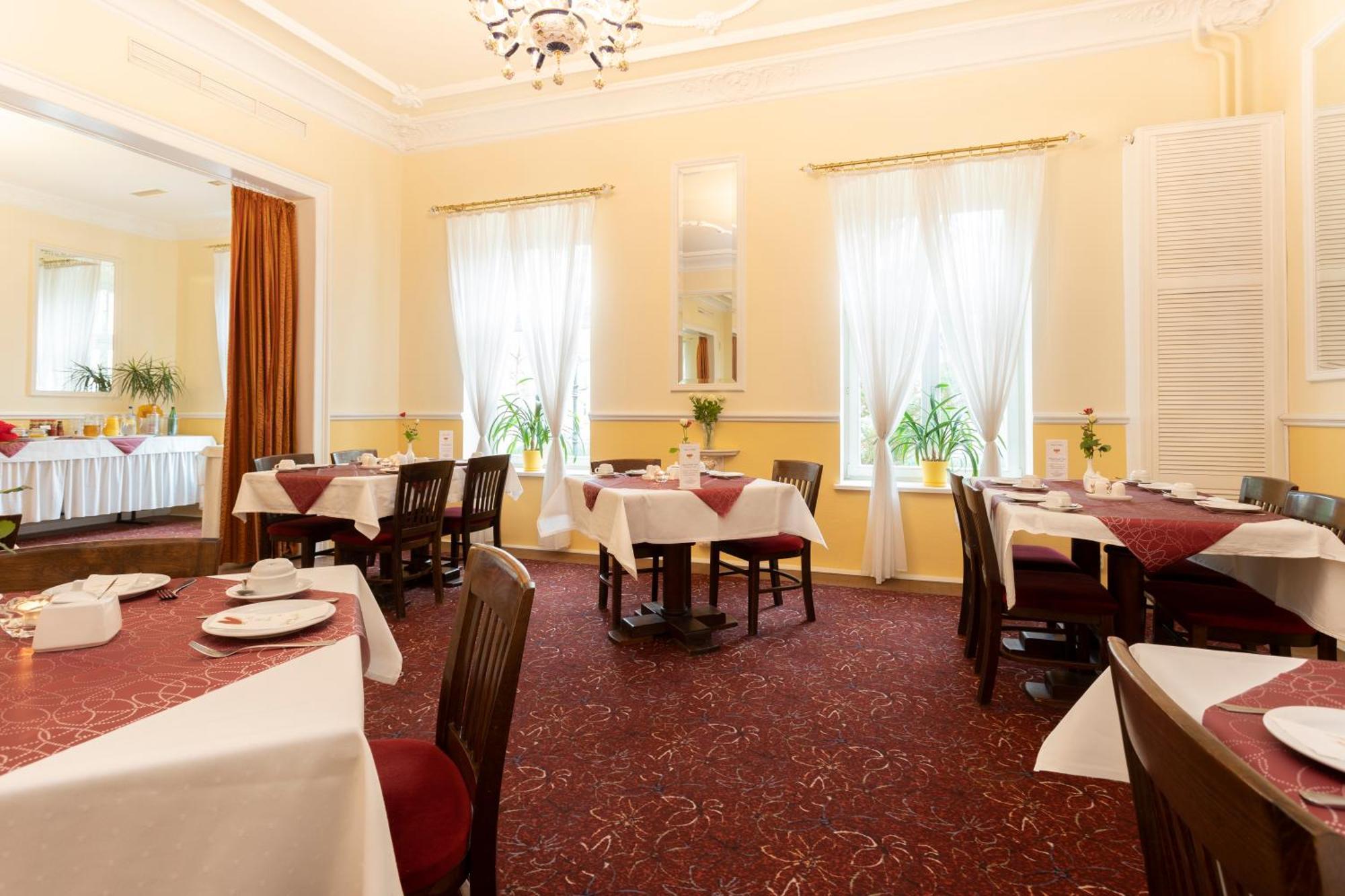 Hotel Palais Am Kleistpark à Frankfurt  Extérieur photo