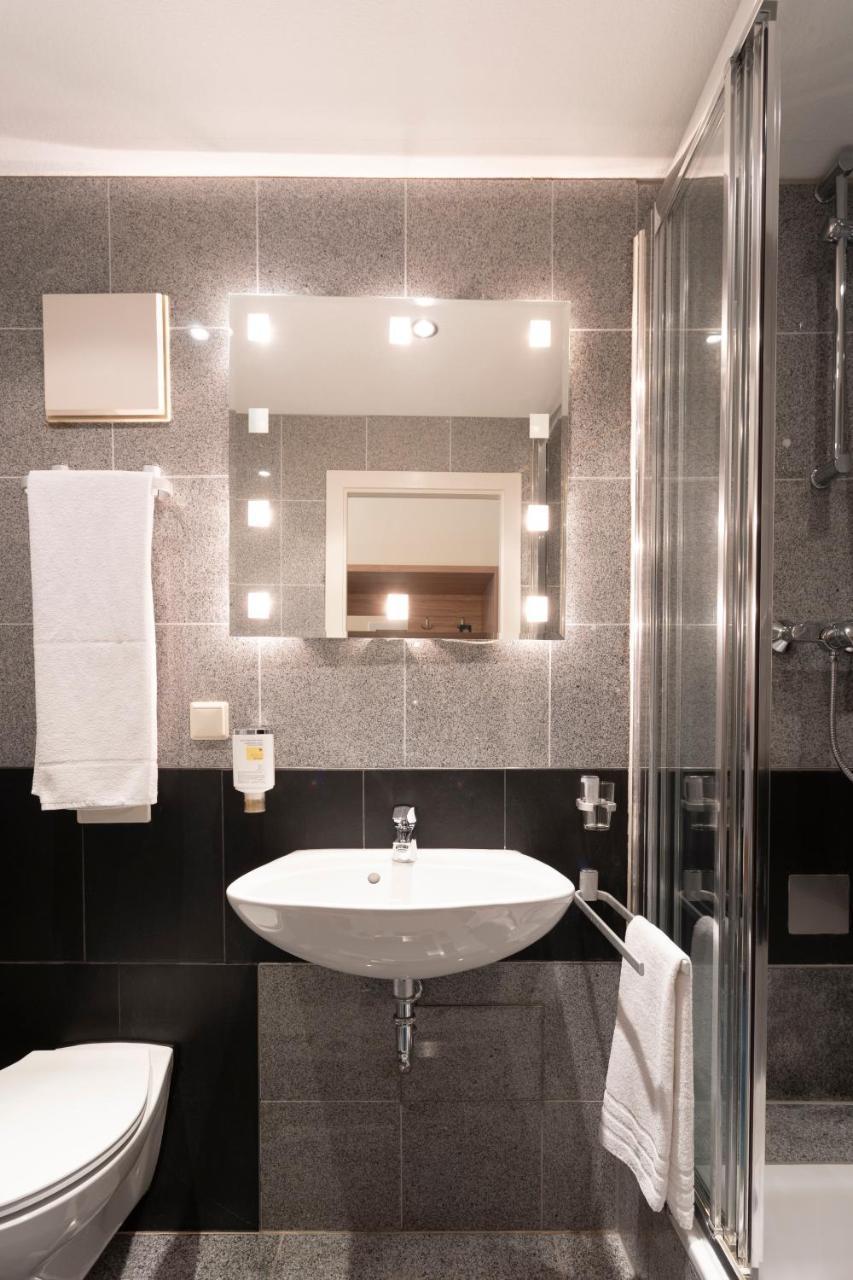 Hotel Palais Am Kleistpark à Frankfurt  Extérieur photo