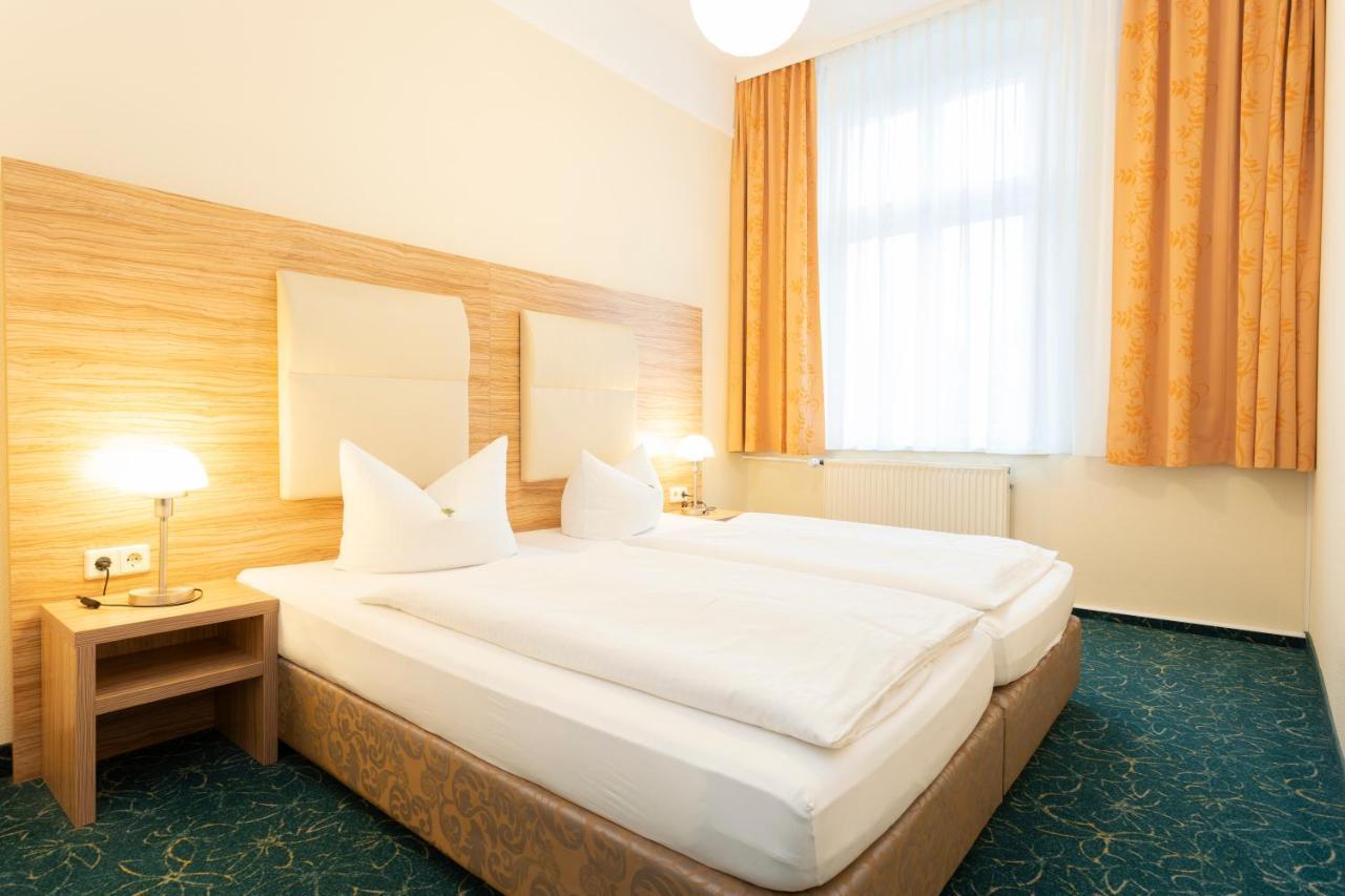 Hotel Palais Am Kleistpark à Frankfurt  Extérieur photo